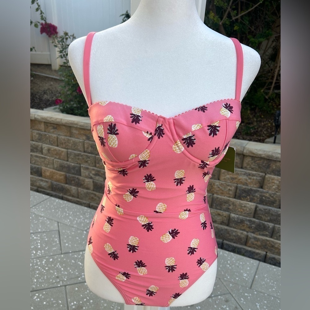 🍍Kate Spade NWT Laniakea Beach One Piece Apricot Pineapple Print Swimsuit Sz S